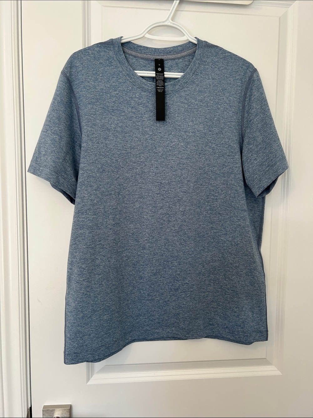 Lululemon Men's Heather Blue Crew Neck T-Shirt
